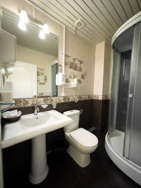 Фотографии номера Эконом номер двухместный 6Б в Гостинице Юрьево Подворье Вельск