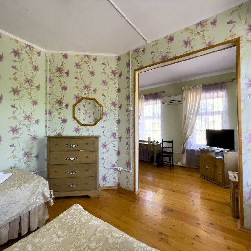 Фотографии номера Двухместный 2-комн№2 в Гостинице Юрьево Подворье Вельск