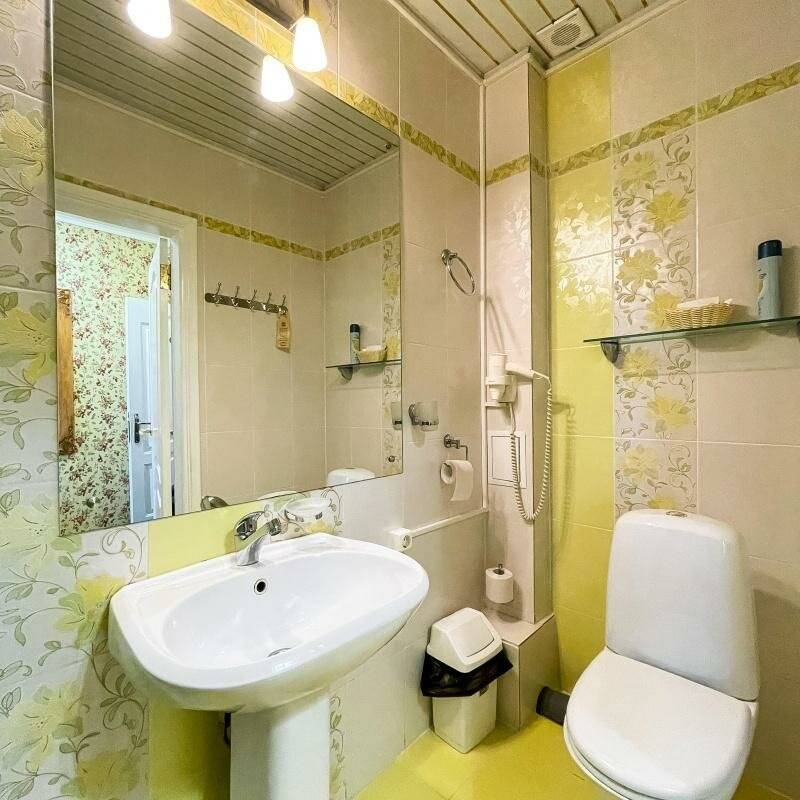 Фотографии номера Двухместный 2-комн№4 в Гостинице Юрьево Подворье Вельск