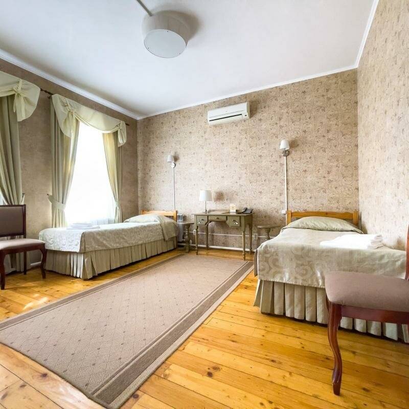 Фотографии номера Комната для двоих (удобства в блоке) №6б в Гостинице Юрьево Подворье Вельск