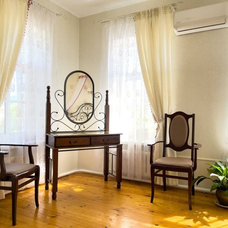 Фотографии номера Двухместный (двухкомнатный)1 в Гостинице Юрьево Подворье Вельск